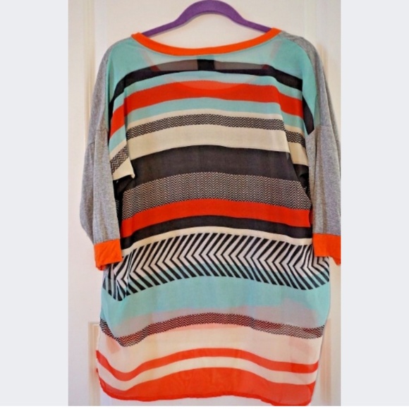 Bobeau Women Large Grey Chevron USA top sheer back - Picture 5 of 5